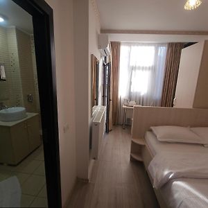 Hotel Marina 2